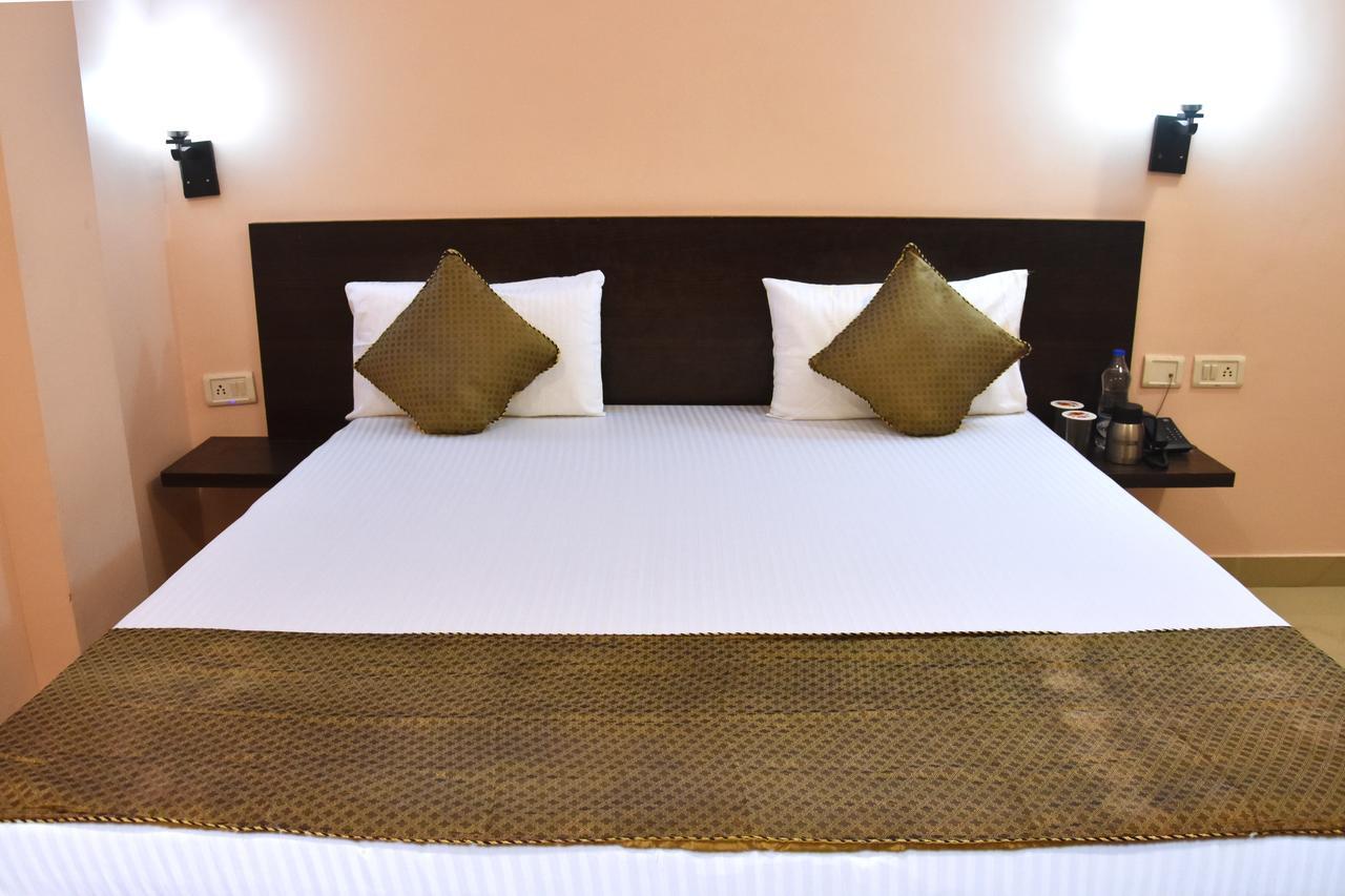 Munaro Hotels & Resorts Waranasi Zewnętrze zdjęcie